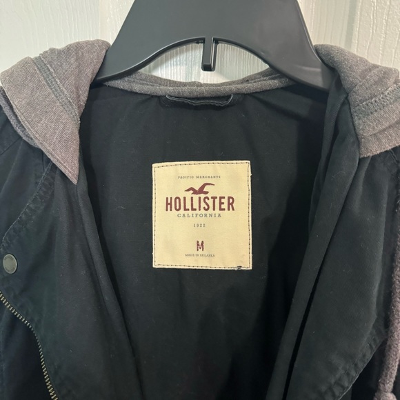 Hollister Zip-up Jacket w/ Pockets - Picture 4 of 4
